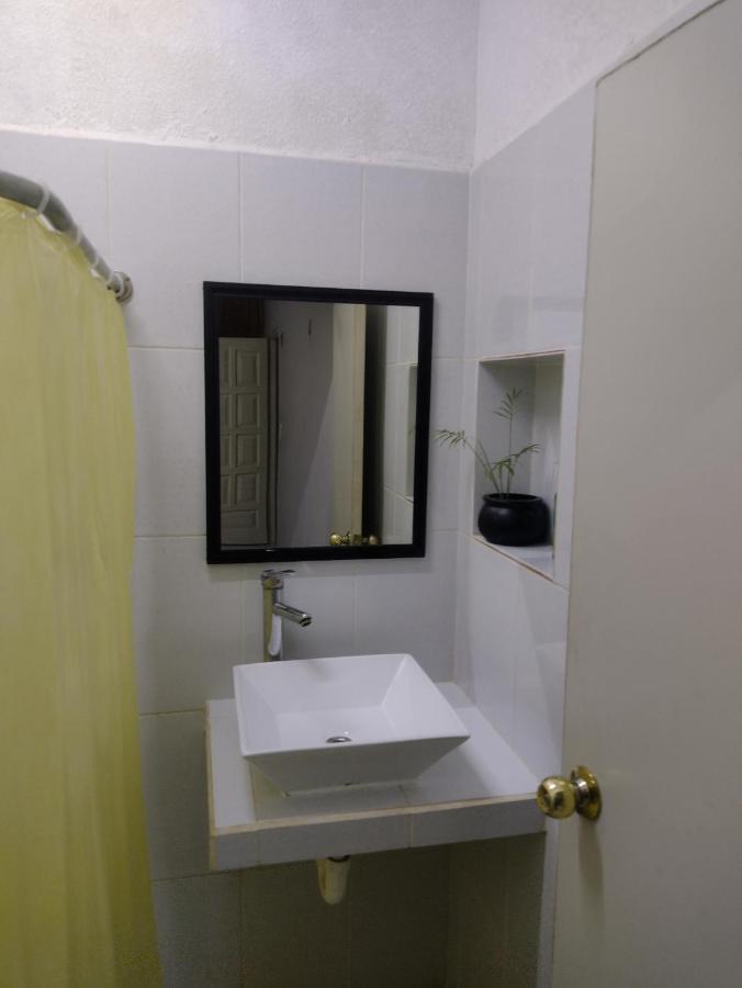 Casa Ixchel - 450M To Downtown, Wifi, Hot Water, Ac Hotell Valladolid  Exteriör bild